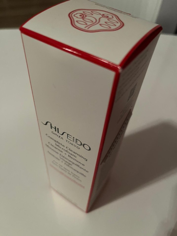 Shiseido Complete Cleansing Microfoam 180 ml - Görsel 2