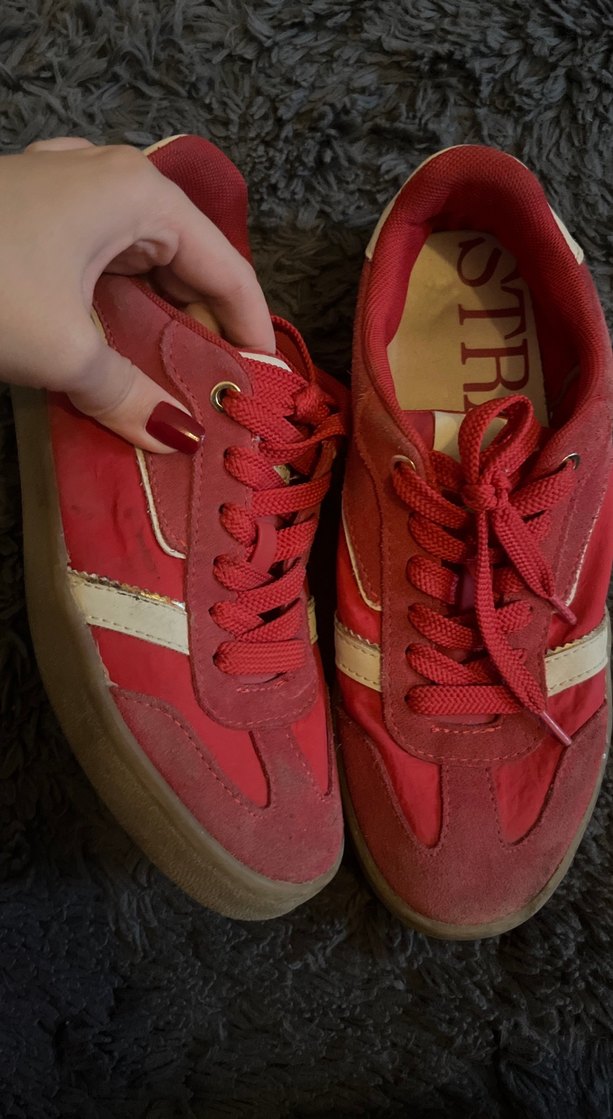 Kırmızı Süet spor ayakkabı - Görsel 2