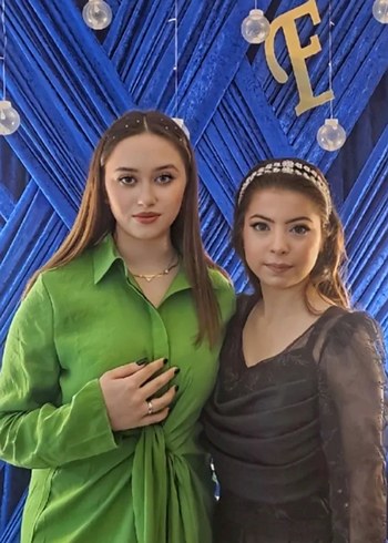 Uzun bağlamalı elbise - Görsel 4