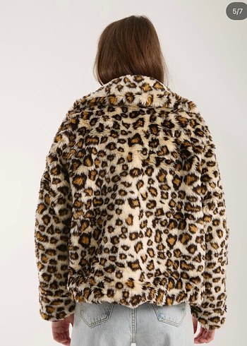 Leopar Desenli Kadın Suni Kürk Ceket - Görsel 2
