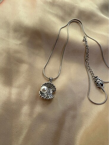 İstiridye pirl silver kolye