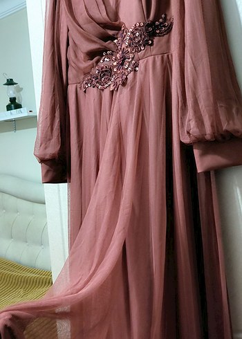 Kahverengi Uzun Kollu Nakışlı Kadın Abiye - Görsel 3