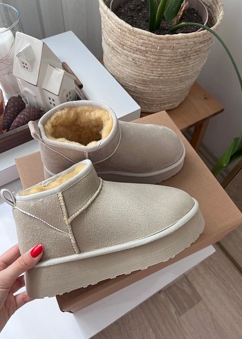 ugg bej