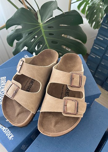 Birkenstock Bej Süet Kadın Terlikler - Birkenstock
