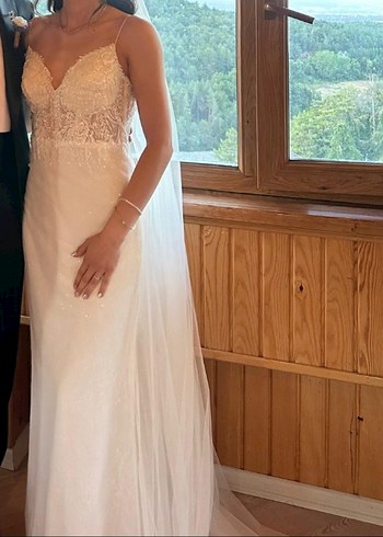 İnce Askılı Beyaz Gelinlik - Görsel 3