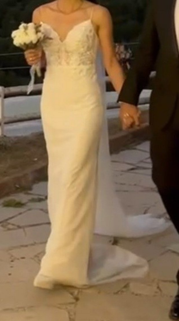 İnce Askılı Beyaz Gelinlik - Görsel 2