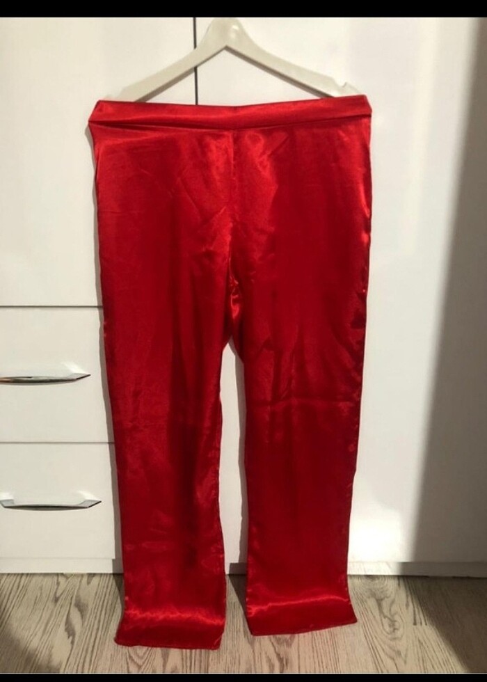 Saten alt üst gecelik çeyizlik takım - Görsel 3