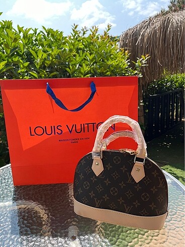 Louis Vuitton Bende bu çantayı arıyordum dediğinizi duyar gibiyimm ????????