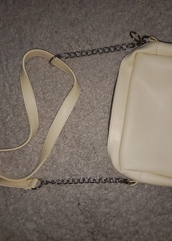 Zincir Detaylı Beyaz Deri Kadın Çanta - Görsel 2