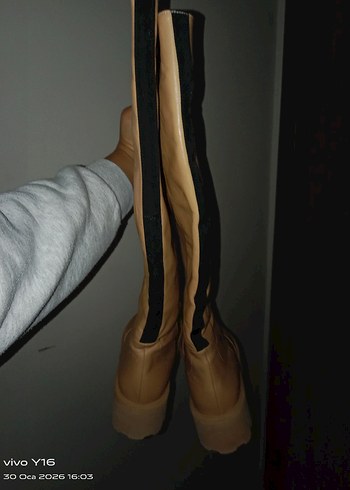 Bej Deri Kadın Diz Boyu Çizme - Görsel 2