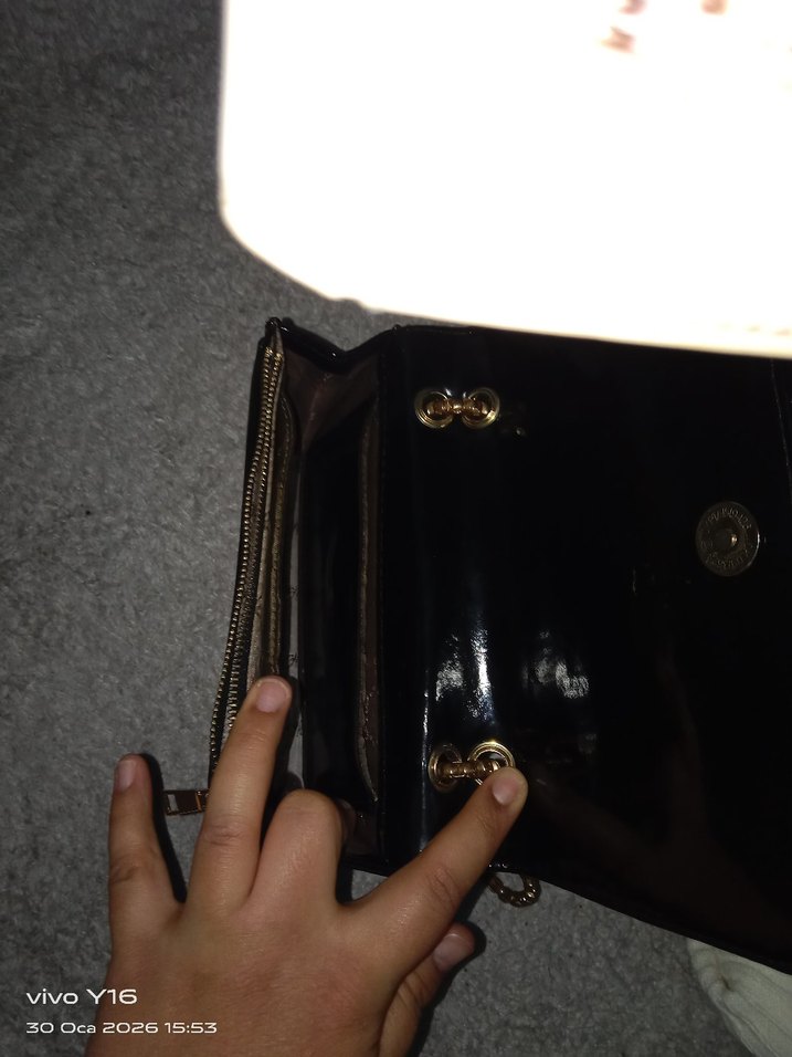 Siyah Yılan Desenli Deri Kadın Çanta - Görsel 3