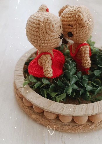 Kırmızı Kıyafetli Kahverengi anahtarlık Ayıcıklar - Görsel 3