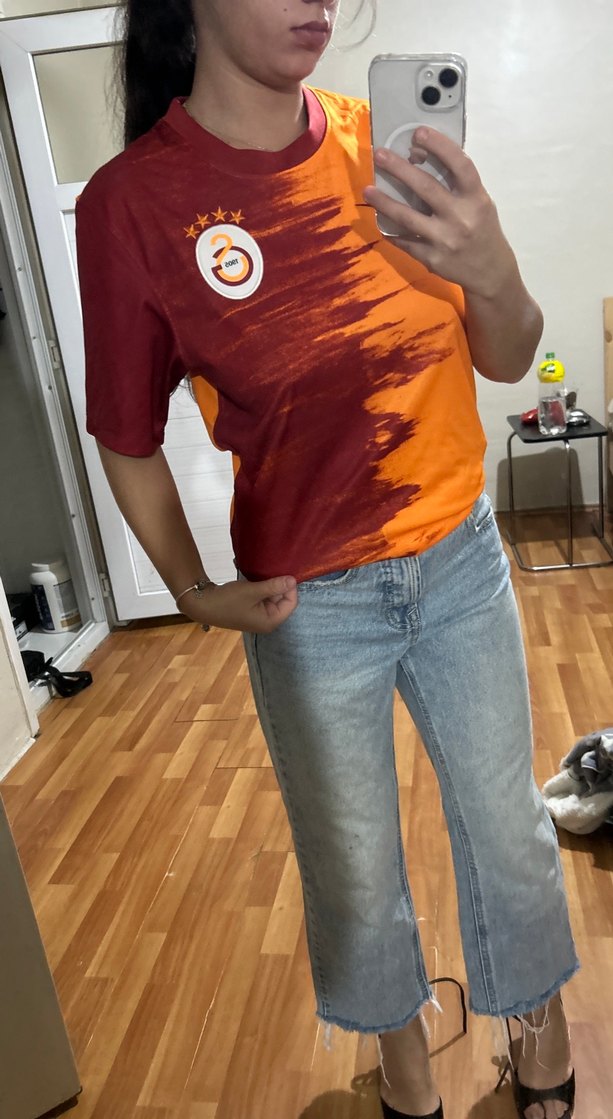 Galatasaraylı Turuncu-Bordo Tişört — görsel 2/4