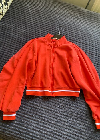 Kırmızı Fermuarlı Yüksek Yakalı Sweatshirt