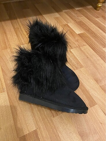 Ugg tarz