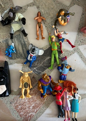  Beden Disney , burger king oyuncakları