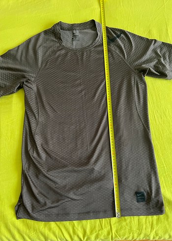 Kahve Nike Erkek Spor Tişörtü, Kısa Kollu, Velcro Detaylı - Görsel 2