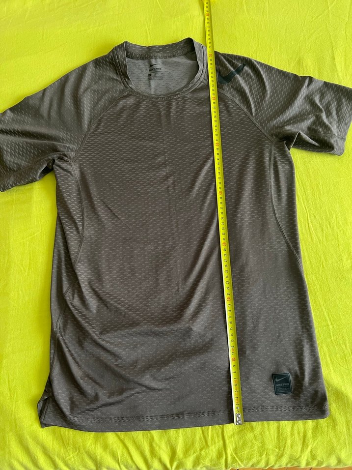 Kahve Nike Erkek Spor Tişörtü, Kısa Kollu, Velcro Detaylı - Görsel 2