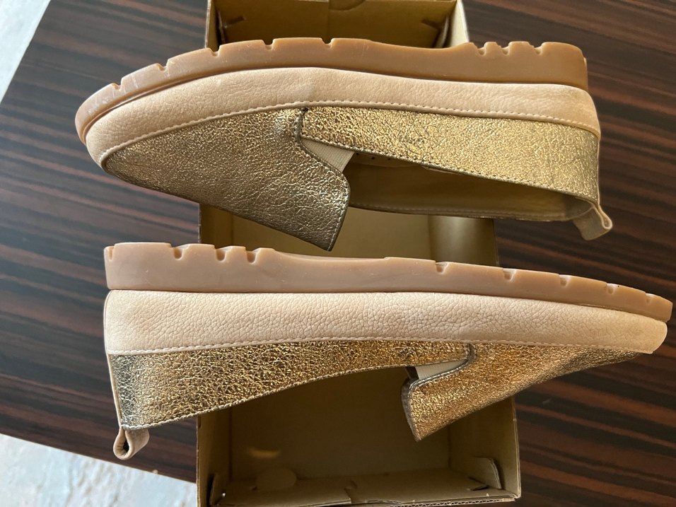 Altın Rengi Deri Dolgu Topuklu Kadın Babet - Görsel 3