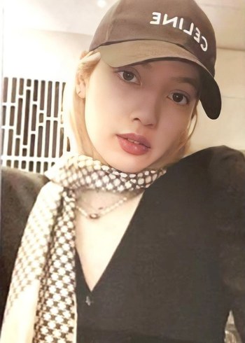 Blackpink Lisa Born Pink