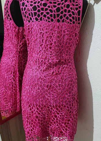 38 Beden Dantel İşlemeli Pembe Midi Abiye Elbise