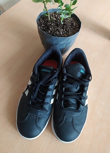 Orjinal Adidas