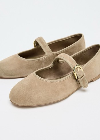 ZARA Bej Süet Tokalı Babet