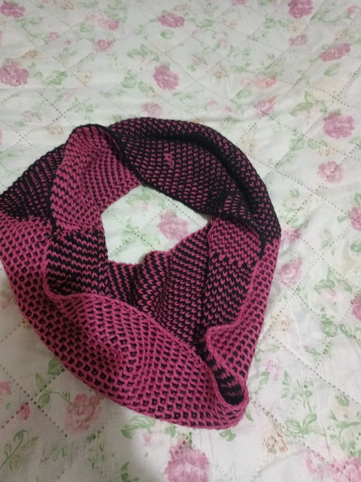 Koyu Pembe Örgü Kadın Şal - Görsel 2