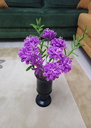 Mor Kadife Çiçekli Siyah Vazo - Görsel 2