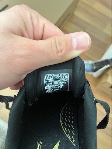 38,5 Beden Skechers kadın ayakkabı