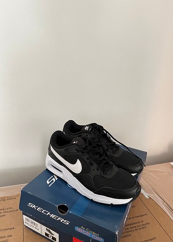 Siyah Çocuk Spor Ayakkabı Nike