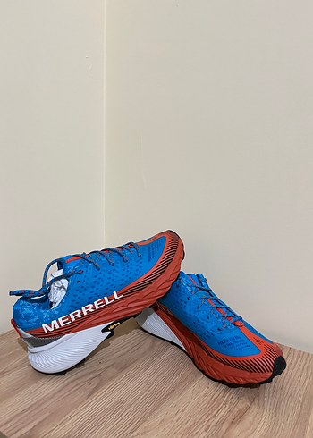 Merrell 42