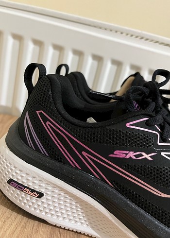 Siyah Baskılı Bağcıklı Kadın Sneaker - Görsel 4