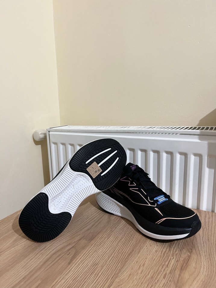 Siyah Baskılı Bağcıklı Kadın Sneaker - Görsel 3