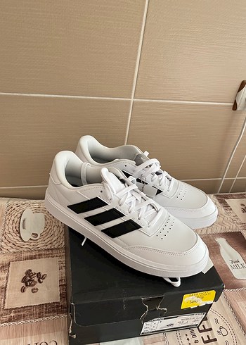 Adidas Erkek ayakkabı