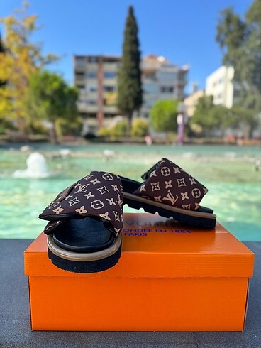 38 Beden LOUIS VUITTON POOL PILLOW TERLİK