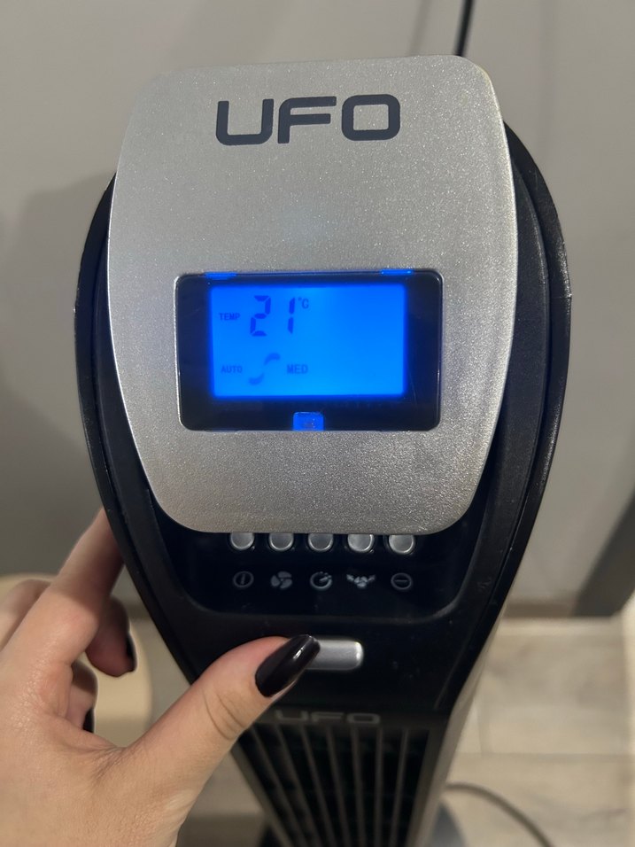 UFO Dijital Ekranlı Ayaklı Vantilatör - Görsel 2