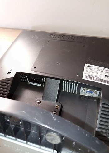 Bej Samsung Monitör - Görsel 6