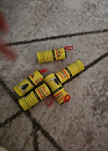 Sivrisinek yapışkanlı sinek yapiskani