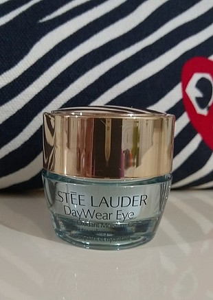 estee lauder göz çevresi kremi