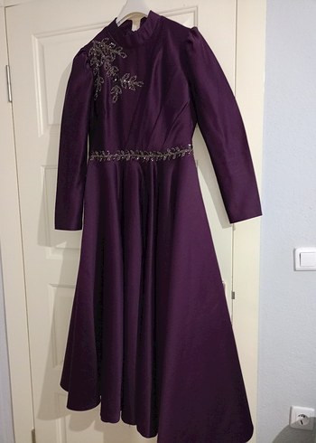 Mor İşlemeli Uzun Kollu Uzun Abiye - Görsel 2