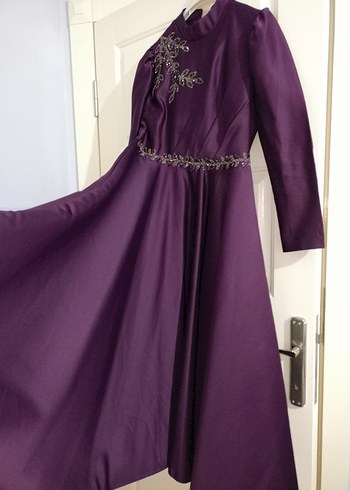 Mor İşlemeli Uzun Kollu Uzun Abiye - Görsel 4