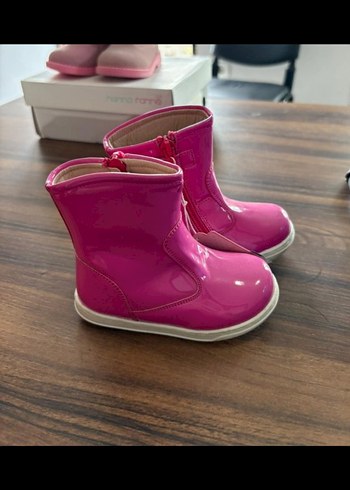 Kız Çocuk Parlak Pembe Lastik Bot - Görsel 2