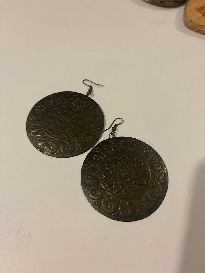 Bohem Tarzı Desenli Metalik Kahverengi Küpe - Görsel 3