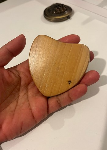 Bej Renkli Parlak Ahşap Katlanabilir Ayna - Görsel 3