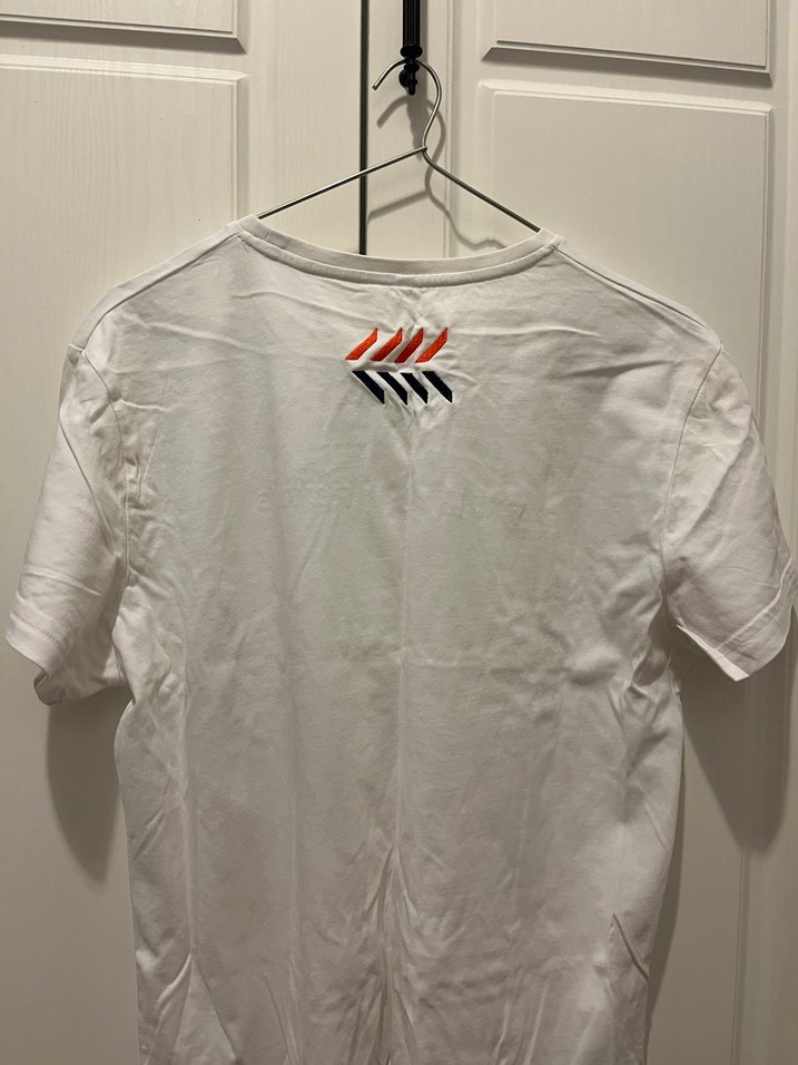 Beyaz Baskılı Kürekçi Tişört - Görsel 4