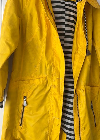 Sarı Midi Kadın Yağmurluk - Görsel 3