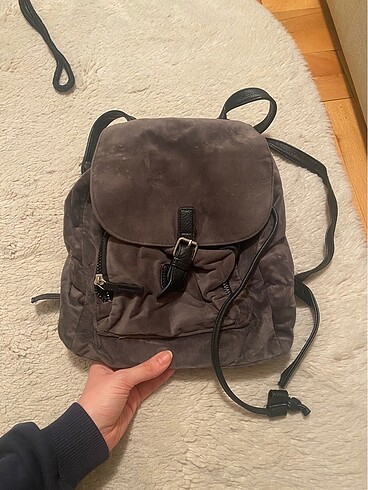 Beden Stradivarius sirt cantasi