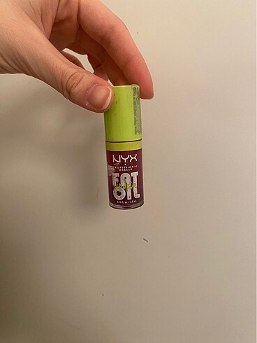 Nyx fat oil