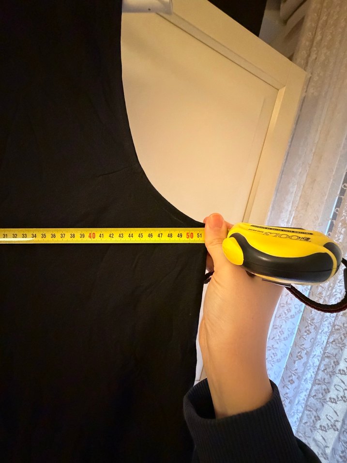 Siyah Yüksek Yakalı Kadın Atlet - Görsel 5